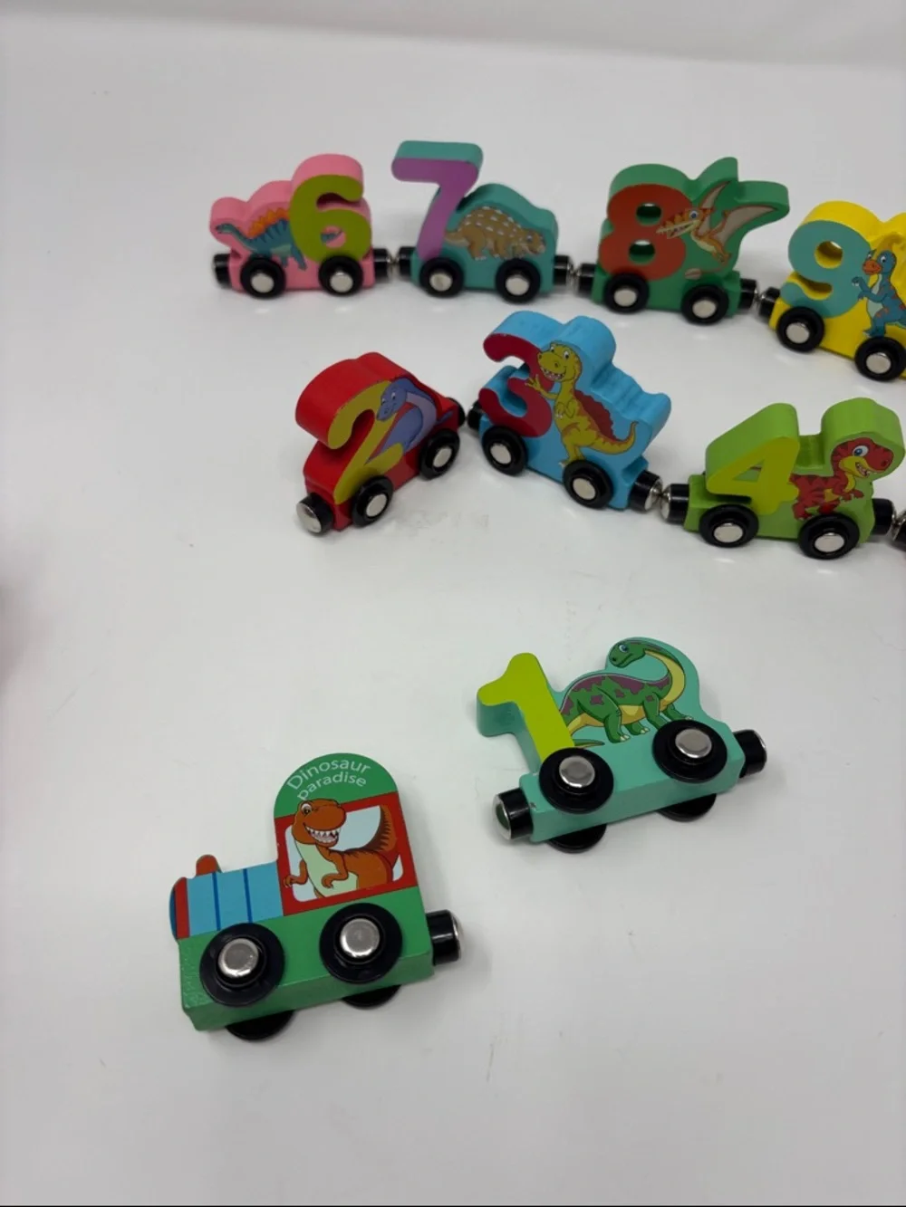 Colorful Number Train Wooden Toy Set - Multicolor magnetic wood